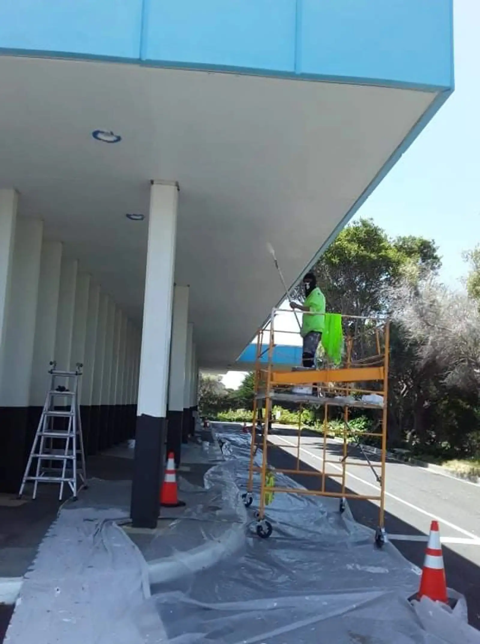 Exterior scaffolding at an active Arizona commercial construction site
